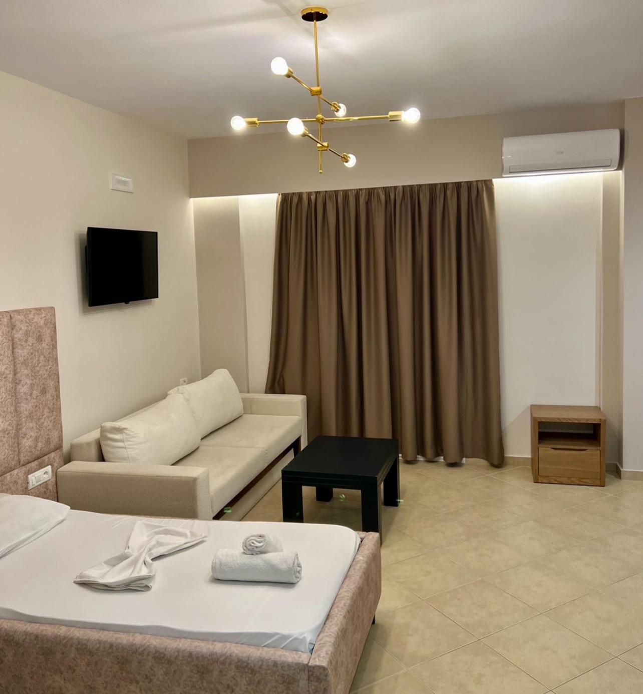 Karos Hotel Llaman Himare Ngoại thất bức ảnh